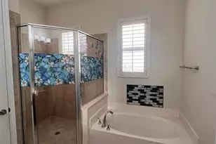 1746 NW 124th Way, Pembroke Pines, FL 33028 - Photo 11