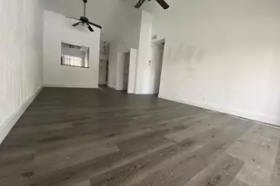 2379 SW 15th St, Deerfield Beach, FL 33442 - Photo 5