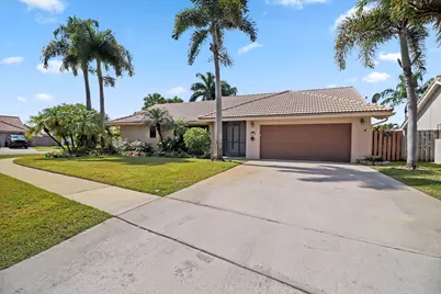 9260 Laurel Green Drive, Boynton Beach, FL 33437 - Photo 3