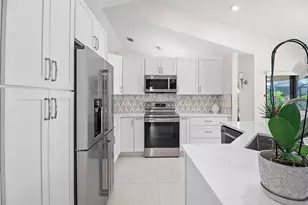 9260 Laurel Green Dr, Boynton Beach, FL 33437 - Photo 19