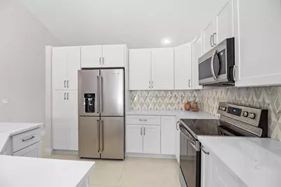 9260 Laurel Green Drive, Boynton Beach, FL 33437 - Photo 7