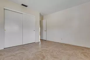 2016 SW Golf Ln SW, Boynton Beach, FL 33426 - Photo 13