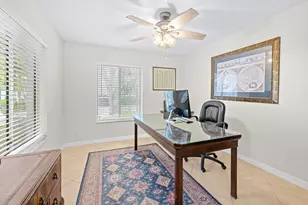 218 W Canterbury Dr W, Palm Beach Gardens, FL 33418 - Photo 13