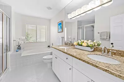 218 W Canterbury Dr W, Palm Beach Gardens, FL 33418 - Photo 27