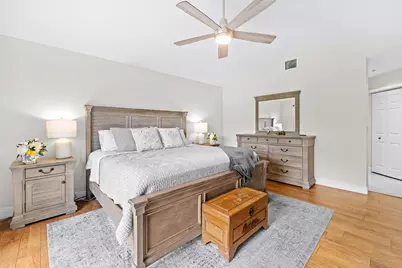 218 W Canterbury Dr W, Palm Beach Gardens, FL 33418 - Photo 23