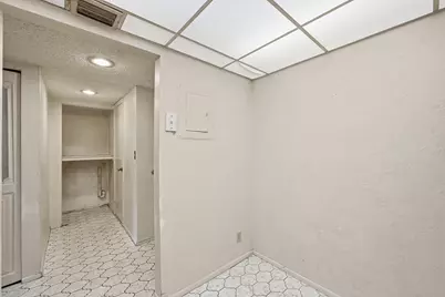 6195 Rock Island Road #210, Tamarac, FL 33319 - Photo 11