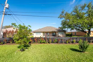 226 SW Milburn Cir, Port Saint Lucie, FL 34953 - Photo 31