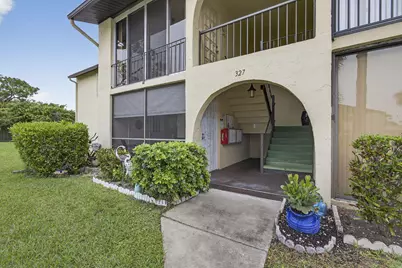 327 Pine Ridge Circle #A-1, Greenacres, FL 33463 - Photo 9