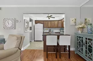 327 Pine Ridge Cir, Greenacres, FL 33463 - Photo 27