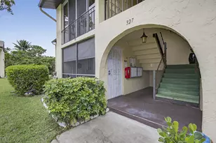 327 Pine Ridge Cir, Greenacres, FL 33463 - Photo 11