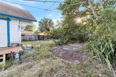 611 N Broadway #B, Lantana, FL 33462 - Photo 13