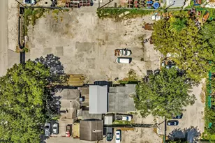 4901 SW 51st St, Davie, FL 33314 - Photo 1