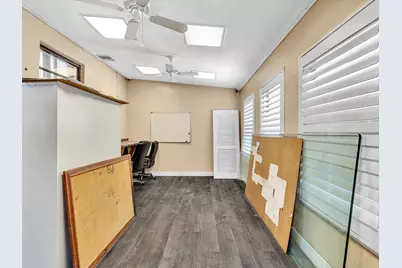 4901 SW 51st Street, Davie, FL 33314 - Photo 25