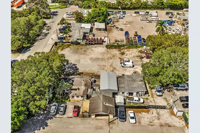 4901 SW 51st Street, Davie, FL 33314 - Photo 3