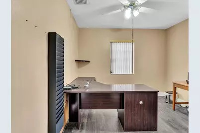 4901 SW 51st Street, Davie, FL 33314 - Photo 15