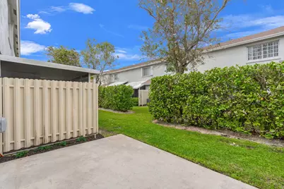 4759 SW 14th Court, Deerfield Beach, FL 33442 - Photo 9