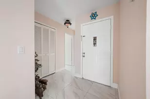 8216 Waterline Dr, Boynton Beach, FL 33472 - Photo 5