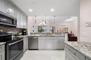 8216 Waterline Dr, Boynton Beach, FL 33472 - Photo 9