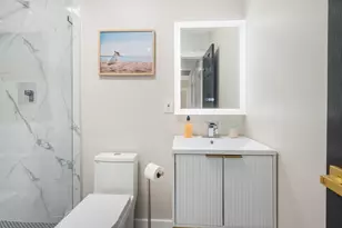 4760 NE 17th Ave, Oakland Park, FL 33334 - Photo 13