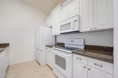 22 Walcott Drive, Boynton Beach, FL 33426 - Photo 9