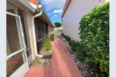 1356 Garden Road, Weston, FL 33326 - Photo 23