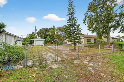 624 58th Street, West Palm Beach, FL 33407 - Photo 3
