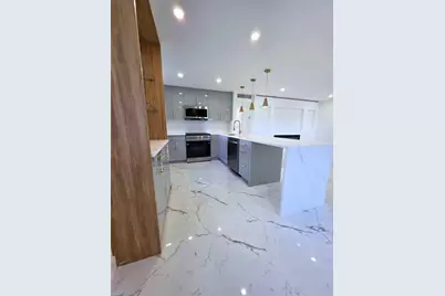 500 Brittany K, Delray Beach, FL 33446 - Photo 9