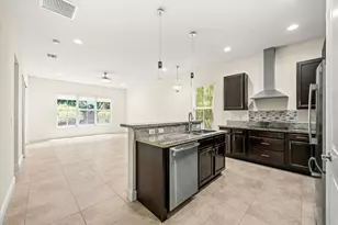 10600 NW 36th St, Coral Springs, FL 33065 - Photo 9
