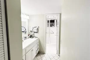 3200 Holiday Springs Blvd, Margate, FL 33063 - Photo 13