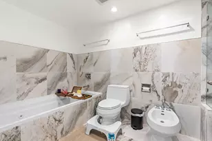 520 Brickell Key Dr, Miami, FL 33131 - Photo 29