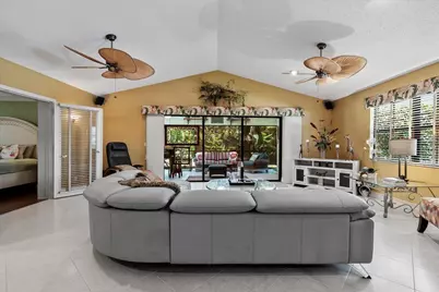 5757 Peachwood Court, Jupiter, FL 33458 - Photo 9