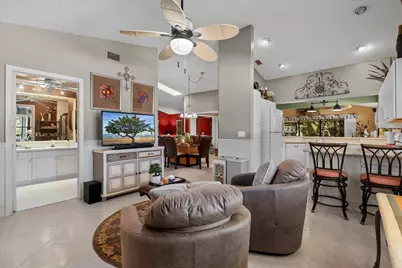 5757 Peachwood Court, Jupiter, FL 33458 - Photo 13