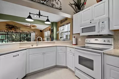 5757 Peachwood Court, Jupiter, FL 33458 - Photo 15