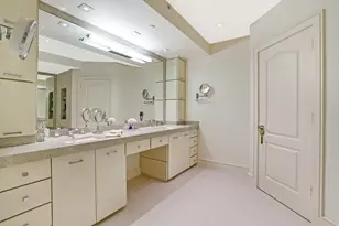 550 SE Mizner Blvd, Boca Raton, FL 33432 - Photo 17