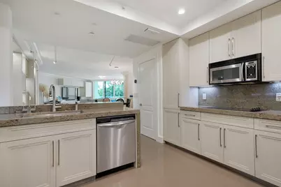 550 SE Mizner Boulevard #B209, Boca Raton, FL 33432 - Photo 19