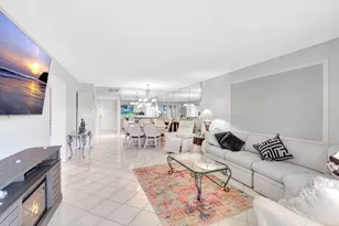 7280 Amberly Ln, Delray Beach, FL 33446 - Photo 13