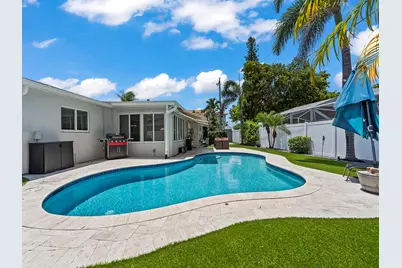 801 SE 14th Street, Deerfield Beach, FL 33441 - Photo 1