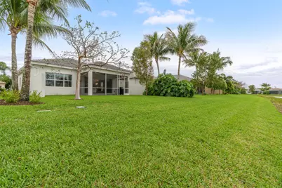 12567 Crested Butte Avenue, Boynton Beach, FL 33437 - Photo 5