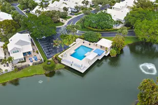 18 Windsor Ln, Palm Beach Gardens, FL 33418 - Photo 25