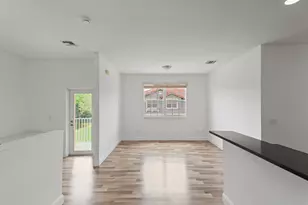 9051 Plymouth Pl, Tamarac, FL 33321 - Photo 3