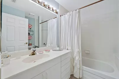 8423 Juddith Avenue, Boynton Beach, FL 33472 - Photo 15