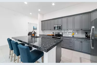 9135 SW Pepoli Way, Port Saint Lucie, FL 34987 - Photo 5