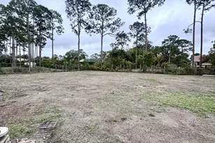 14618 Temple Blvd, The Acreage, FL 33470 - Photo 13