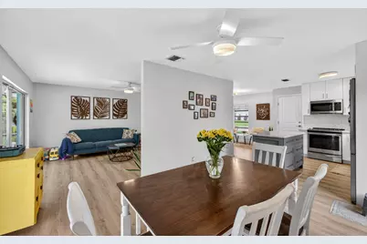 9820 Daisy Avenue, Palm Beach Gardens, FL 33410 - Photo 11