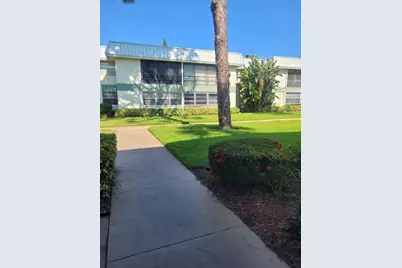 2302 Sunrise Boulevard #201, Fort Pierce, FL 34982 - Photo 9