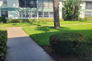 2302 Sunrise Blvd, Fort Pierce, FL 34982 - Photo 9