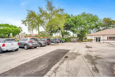 6090 Boulevard Of Champions, North Lauderdale, FL  - Photo 67