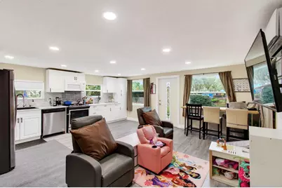 1071 Peak Road, Lake Worth, FL 33462 - Photo 17