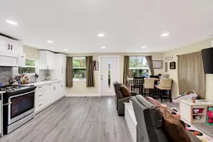 1071 Peak Rd, Lake Worth, FL 33462 - Photo 15