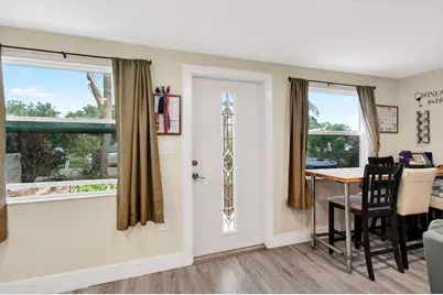 1071 Peak Road, Lake Worth, FL 33462 - Photo 9